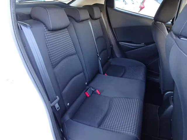 デミオ(マツダ)の車両写真