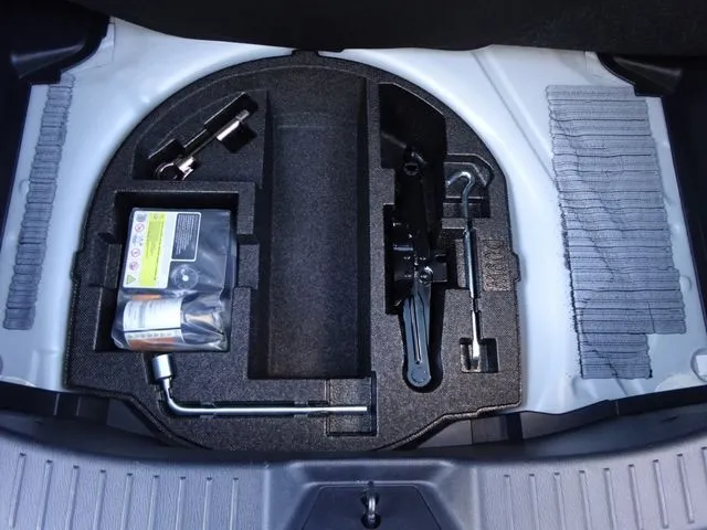 デミオ(マツダ)の車両写真