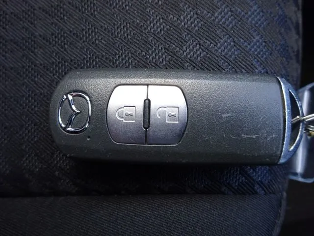 デミオ(マツダ)の車両写真