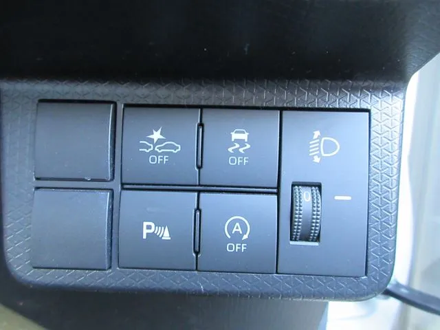 タント 4WD(ダイハツ)の車両写真