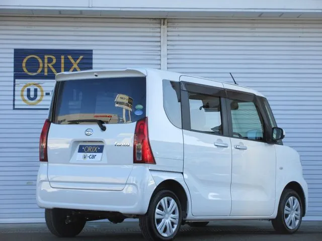タント 4WD(ダイハツ)の車両写真