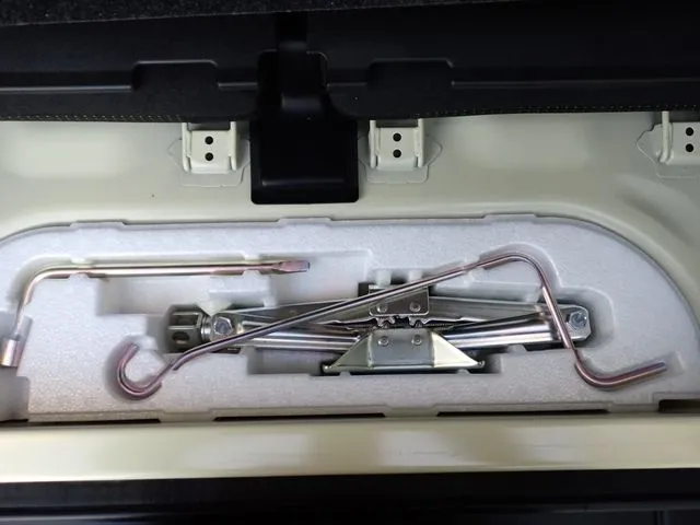 ジムニー　４ＷＤ（スズキ）の車両写真