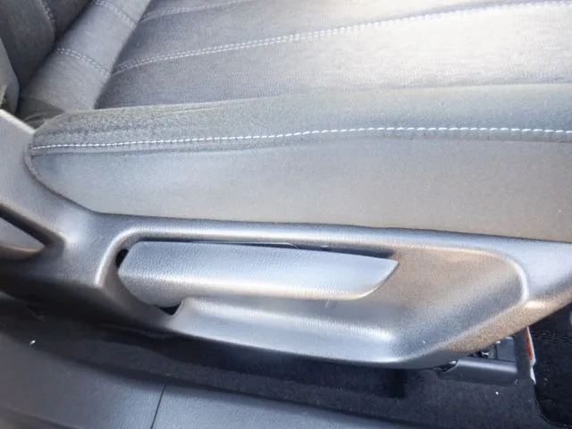 ＭＡＺＤＡ６　セダン（マツダ）の車両写真