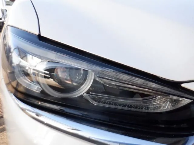 ＭＡＺＤＡ６　セダン（マツダ）の車両写真