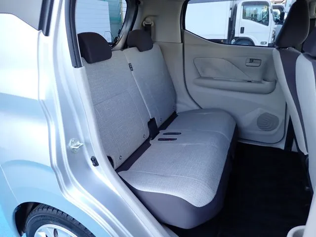 ミツビシ　ｅＫワゴン