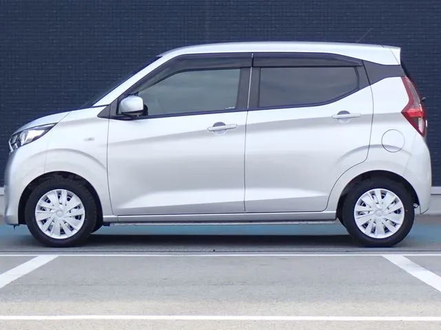 ミツビシ　ｅＫワゴン