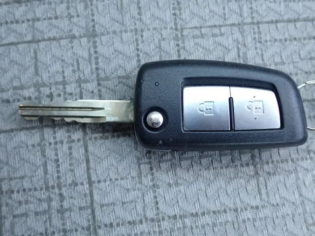 ミツビシ　ｅＫワゴン