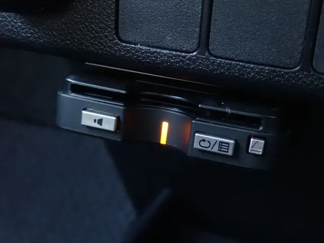 ミラ イース(ダイハツ)の車両写真