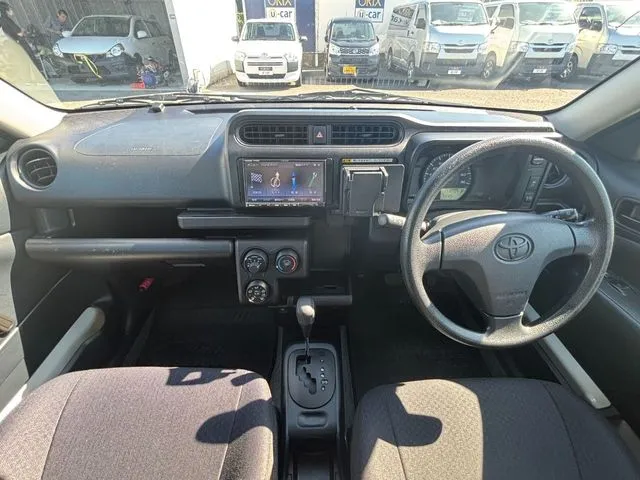 トヨタ プロボックスバン 2WD