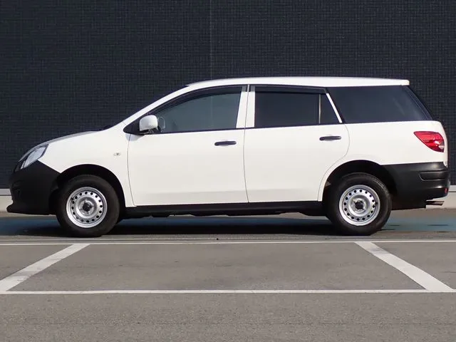 ニッサン　ＮＶ１５０　ＡＤ　４ＷＤ