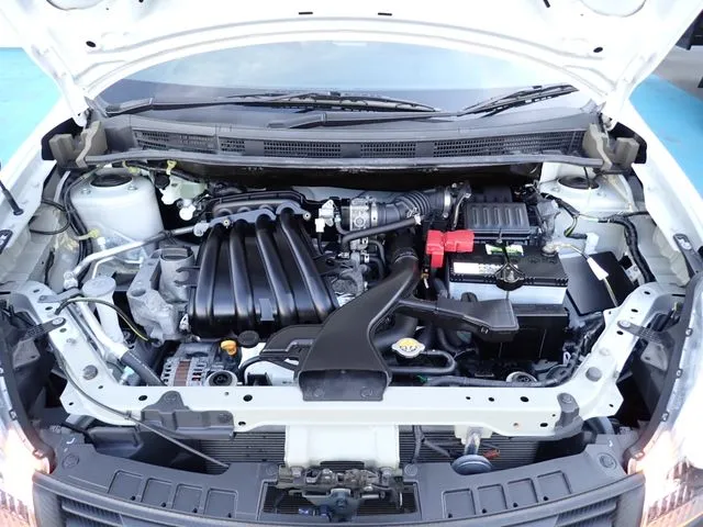 ニッサン　ＮＶ１５０　ＡＤ　４ＷＤ