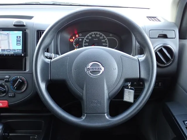 ニッサン　ＮＶ１５０　ＡＤ　４ＷＤ