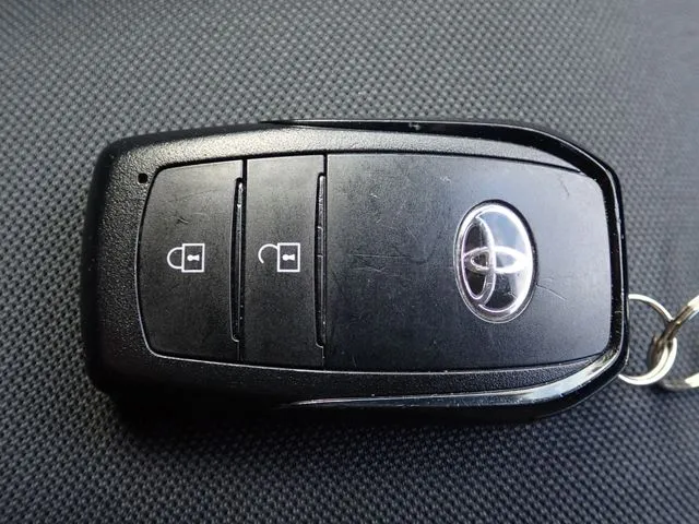 ヤリス（トヨタ）の車両写真