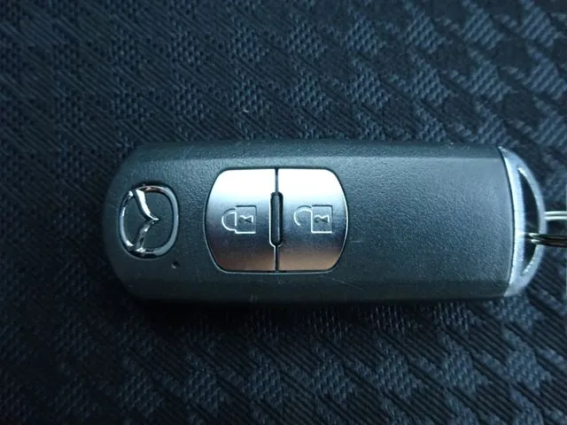 デミオ（マツダ）の車両写真