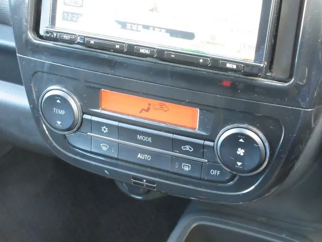 ミラージュHB(ミツビシ)の車両写真