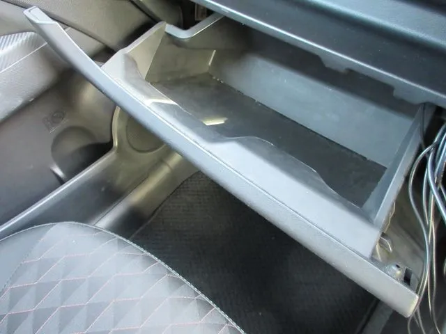 ミラージュHB(ミツビシ)の車両写真