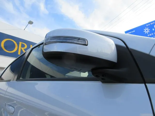 ミラージュHB(ミツビシ)の車両写真