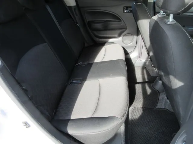 ミラージュHB(ミツビシ)の車両写真