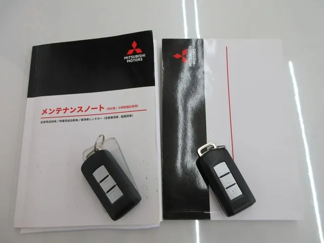 ミラージュHB(ミツビシ)の車両写真