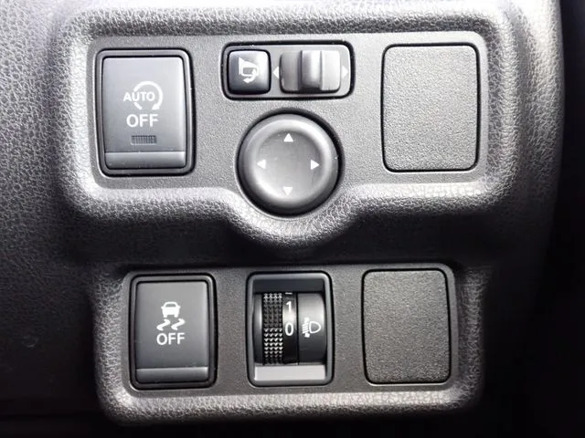 ノート（ニッサン）の車両写真