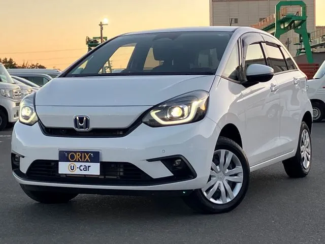 フィット　ｅ：ＨＥＶ　４ＷＤ（ホンダ）｜オリックスU-carの中古車