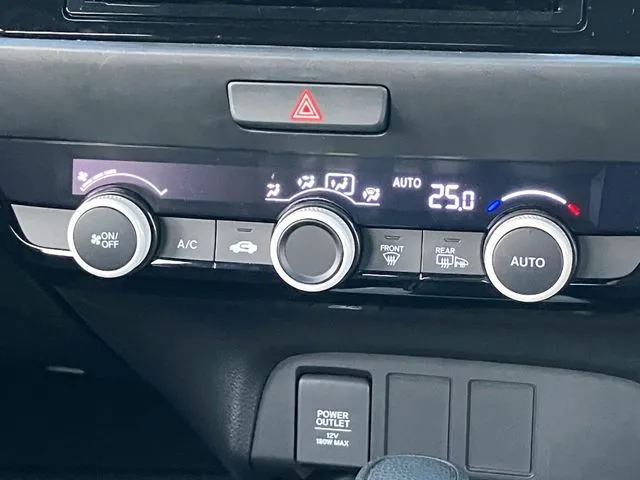 フィット e:HEV 4WD(ホンダ)の車両写真