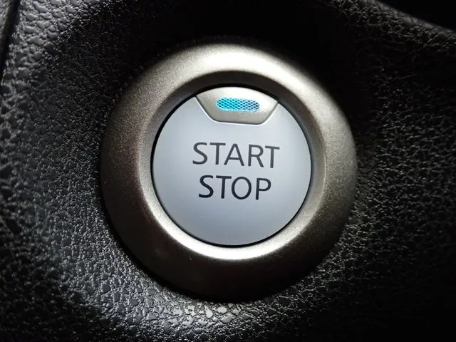 ノート（ニッサン）の車両写真