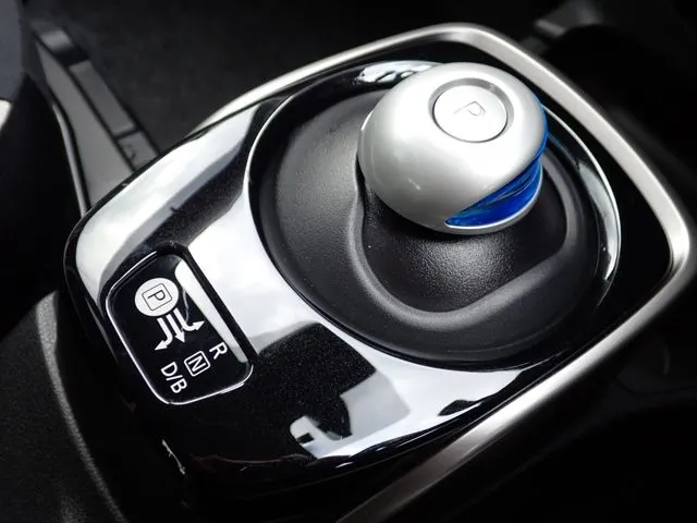 ノート（ニッサン）の車両写真