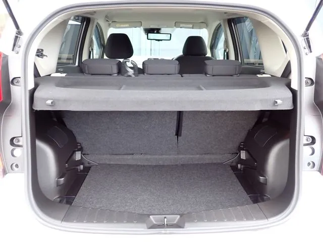 ノート（ニッサン）の車両写真