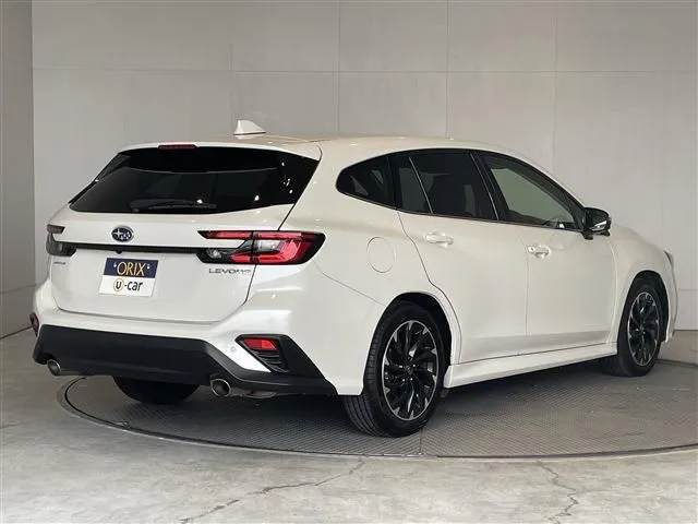 スバル レヴォーグ