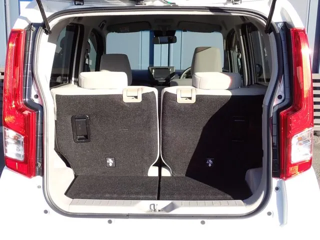 ムーヴ(ダイハツ)の車両写真