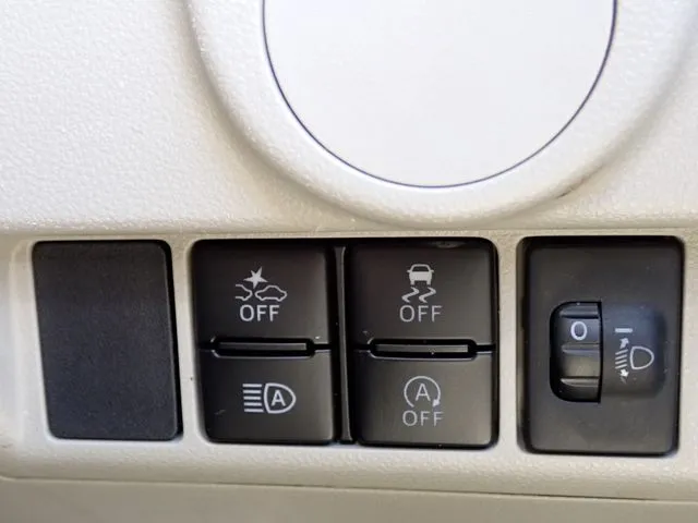 ムーヴ(ダイハツ)の車両写真