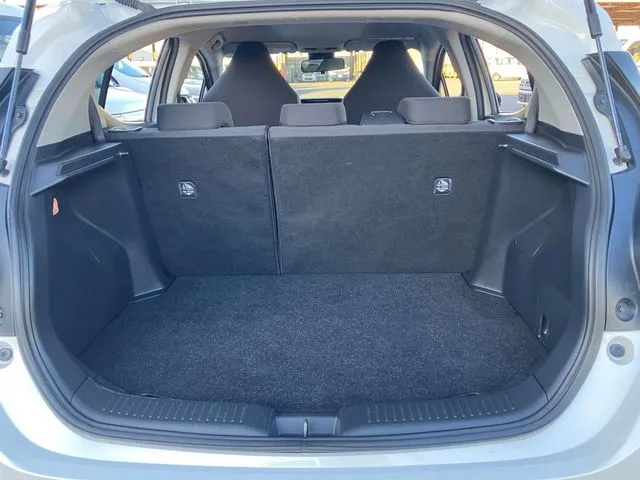 アクア(トヨタ)の車両写真