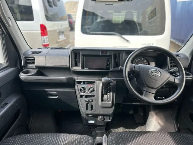 ハイゼットカーゴ（ダイハツ）の車両写真