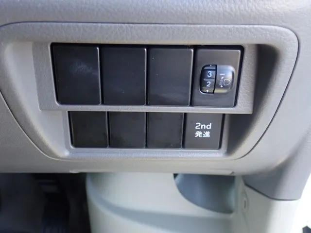 ニッサン NV100クリッパー