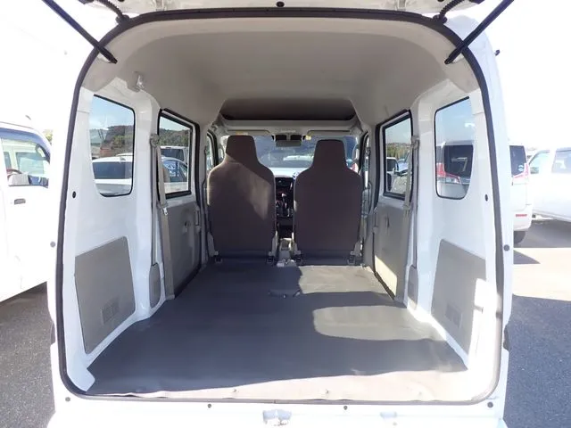 エブリイバン(スズキ)の車両写真