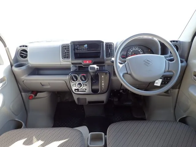 エブリイバン(スズキ)の車両写真