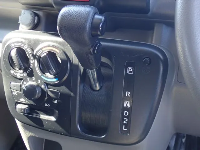 エブリイバン(スズキ)の車両写真