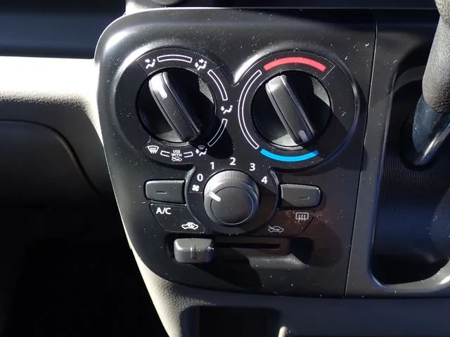 エブリイバン(スズキ)の車両写真