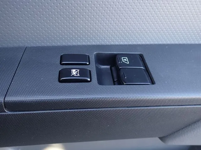 NV150 AD 2WD(ニッサン)の車両写真