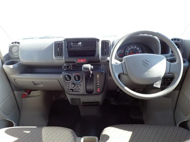 スズキ　エブリイバン　４ＷＤ