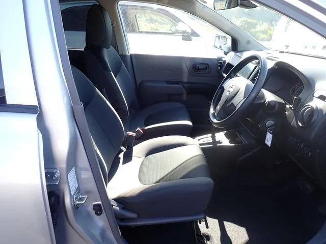 ＡＤ（ニッサン）の車両写真