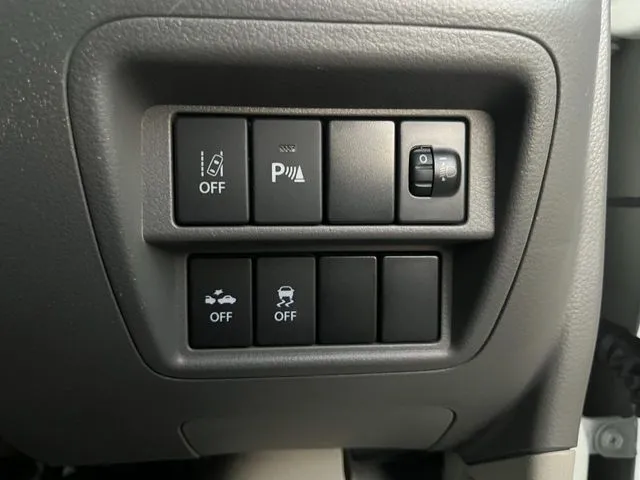 エブリイバン（スズキ）の車両写真