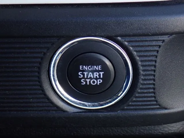 スペーシア（スズキ）の車両写真