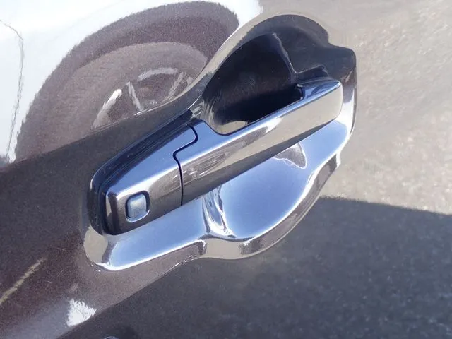 スペーシア（スズキ）の車両写真