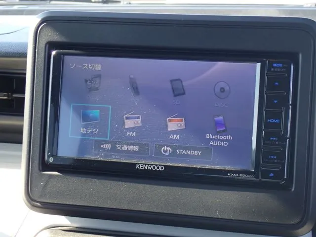 スペーシア（スズキ）の車両写真