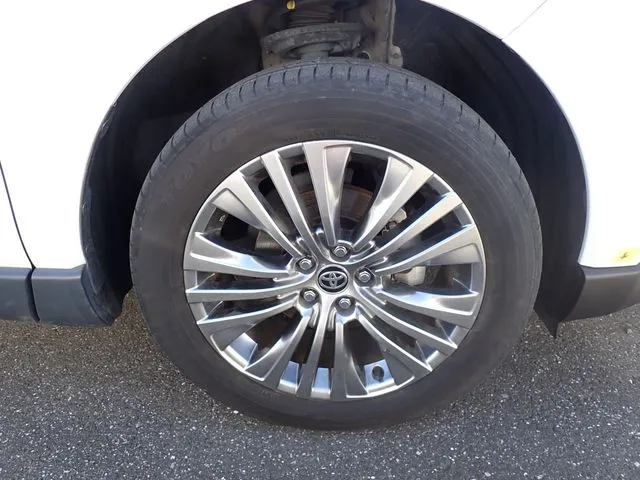 ハリアー ハイブリッド(トヨタ)の車両写真