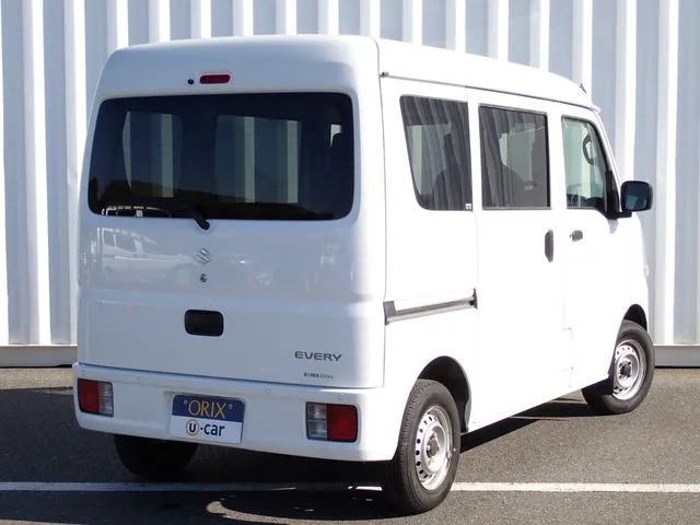 スズキ　エブリイバン
