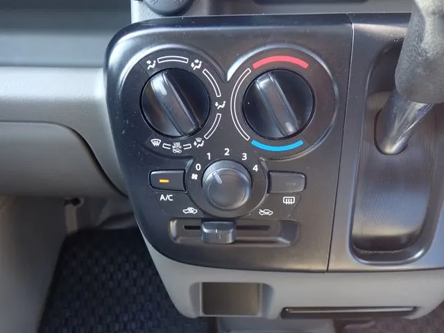 スズキ　エブリイバン