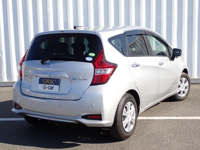 ノート（ニッサン）の車両写真